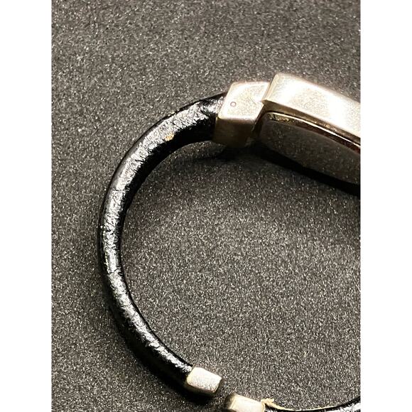 GENEVA *new battery* Silver Tone Cuff Watch Black Womens, Quartz, Leather - Picture 8 of 8
